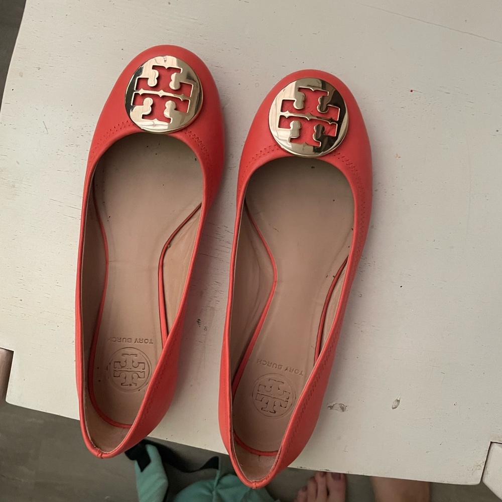 Tory Burch Ballet Flats Coral, lightly used, no tags.